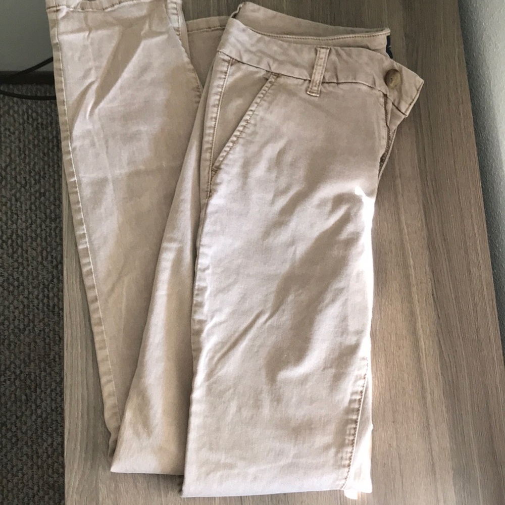 American Eagle Outfitters Khaki